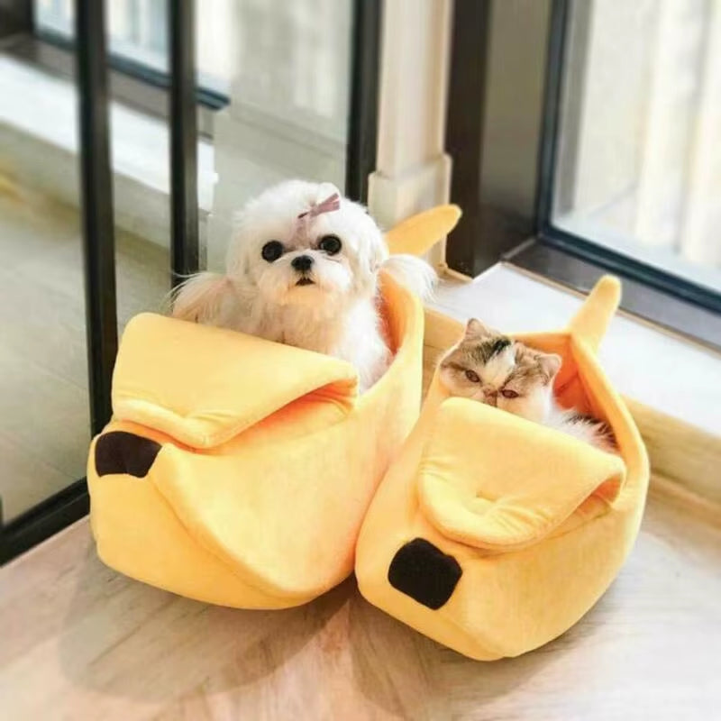 Cozy Banana-Shaped Cat & Small Dog Bed – Plush, Portable, and Durable Pet Basket for Ultimate Comfort